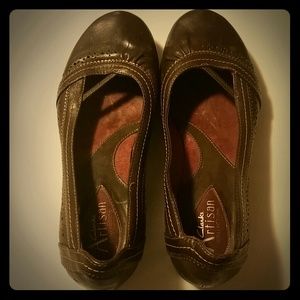 Clarks Artisan Flats